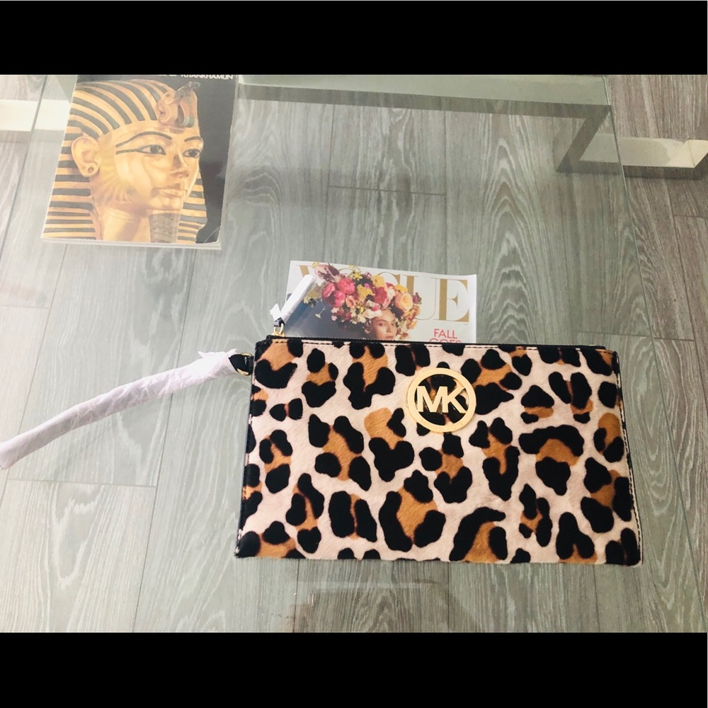 New Michael Kors Animal Print Wristlet Purse